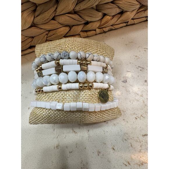 Kinsley Armelle Bracelets Set Of 6 White Gold Beads Stretch Standard Size - Picture 4 of 4